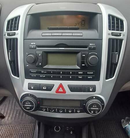 Синій Кіа Сід, об'ємом двигуна 2 л та пробігом 146 тис. км за 6000 $, фото 6 на Automoto.ua