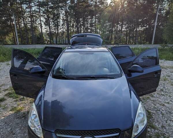 Синий Киа Сид, объемом двигателя 1.6 л и пробегом 230 тыс. км за 5999 $, фото 43 на Automoto.ua