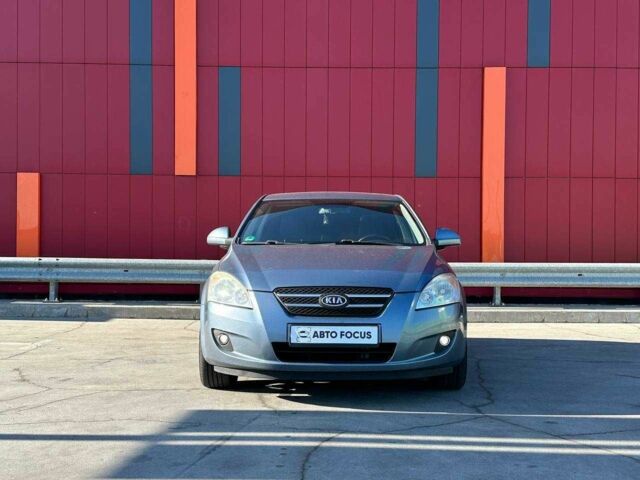 Синій Кіа Сід, об'ємом двигуна 0 л та пробігом 218 тис. км за 6790 $, фото 2 на Automoto.ua