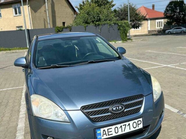Синий Киа Сид, объемом двигателя 1.6 л и пробегом 290 тыс. км за 5200 $, фото 10 на Automoto.ua