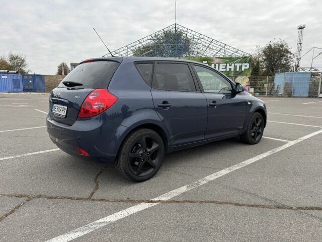 Синий Киа Сид, объемом двигателя 1.6 л и пробегом 242 тыс. км за 5800 $, фото 3 на Automoto.ua