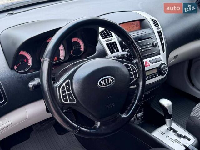 Синій Кіа Сід, об'ємом двигуна 1.6 л та пробігом 117 тис. км за 6500 $, фото 10 на Automoto.ua