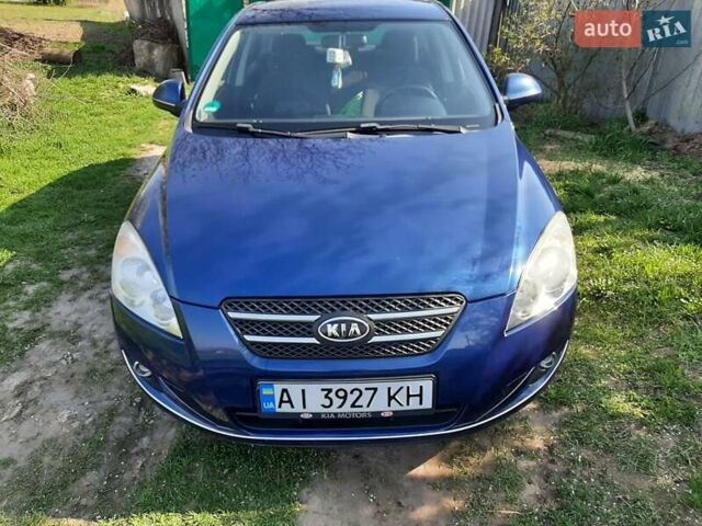 Синий Киа Сид, объемом двигателя 1.4 л и пробегом 200 тыс. км за 7500 $, фото 6 на Automoto.ua