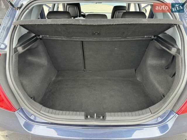 Синій Кіа Сід, об'ємом двигуна 1.58 л та пробігом 252 тис. км за 5800 $, фото 13 на Automoto.ua