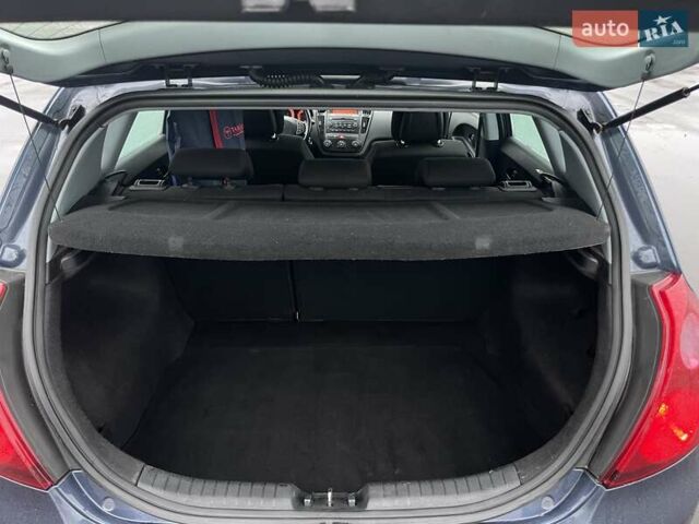 Синій Кіа Сід, об'ємом двигуна 1.6 л та пробігом 225 тис. км за 4999 $, фото 7 на Automoto.ua