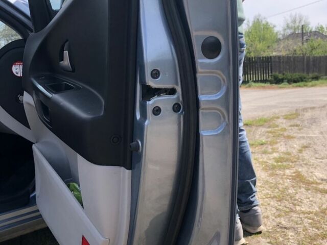 Синий Киа Сид, объемом двигателя 1.6 л и пробегом 227 тыс. км за 6000 $, фото 13 на Automoto.ua