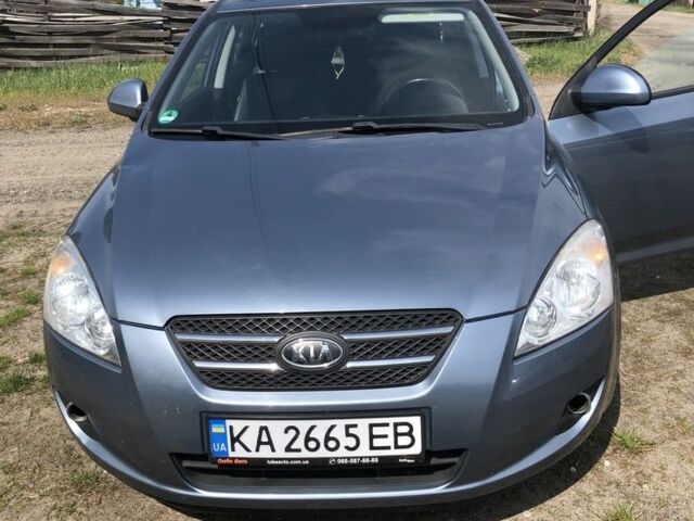 Синий Киа Сид, объемом двигателя 1.6 л и пробегом 227 тыс. км за 6000 $, фото 12 на Automoto.ua