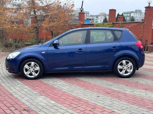 Синій Кіа Сід, об'ємом двигуна 1.6 л та пробігом 117 тис. км за 6500 $, фото 4 на Automoto.ua