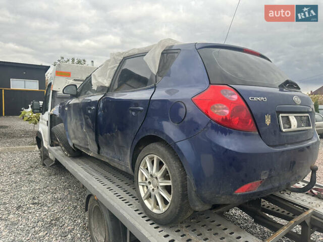 Киа Сид 2008 в Киеве на Automoto.ua Синий Киа Сид, объемом двигателя 2 л и пробегом 220 тыс. км за 1650 $, фото 6 на Automoto.ua