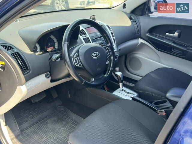 Синій Кіа Сід, об'ємом двигуна 1.59 л та пробігом 221 тис. км за 5900 $, фото 7 на Automoto.ua
