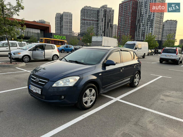 Синий Киа Сид, объемом двигателя 1.6 л и пробегом 380 тыс. км за 5000 $, фото 6 на Automoto.ua