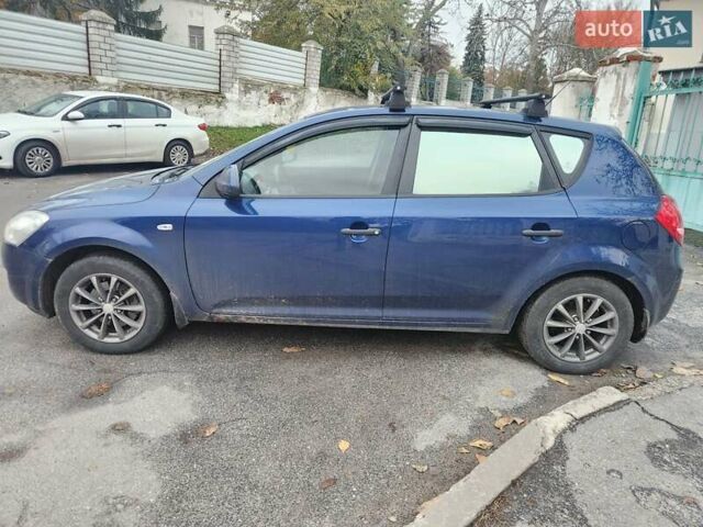 Кіа Сід 2008 у Полтаві на Automoto.ua Синій Кіа Сід, об'ємом двигуна 1.4 л та пробігом 191 тис. км за 4800 $, фото 3 на Automoto.ua