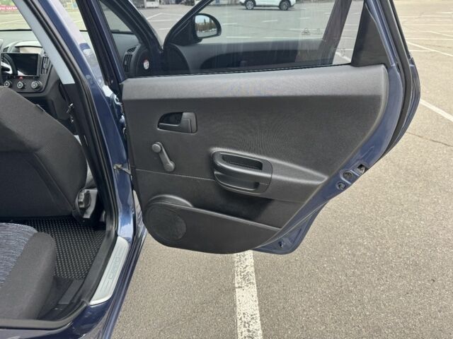 Синий Киа Сид, объемом двигателя 1.6 л и пробегом 242 тыс. км за 5800 $, фото 14 на Automoto.ua