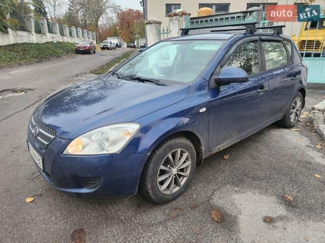 Кіа Сід 2008 у Полтаві на Automoto.ua Синій Кіа Сід, об'ємом двигуна 1.4 л та пробігом 191 тис. км за 4800 $, фото 2 на Automoto.ua
