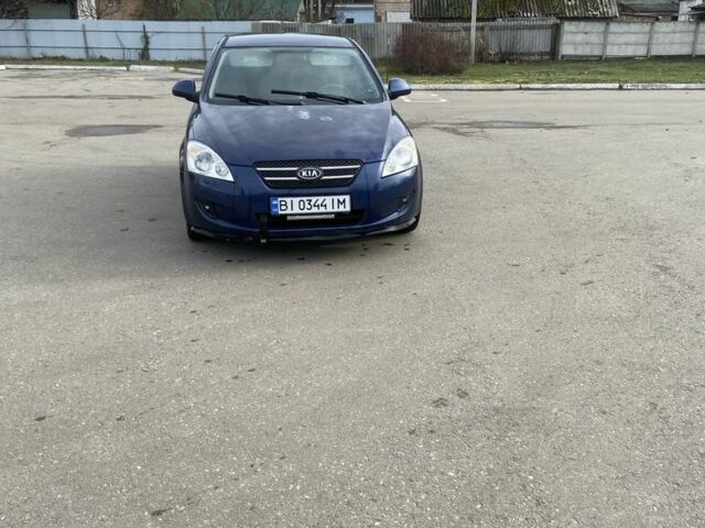 Синий Киа Сид, объемом двигателя 1.4 л и пробегом 290 тыс. км за 3800 $, фото 6 на Automoto.ua
