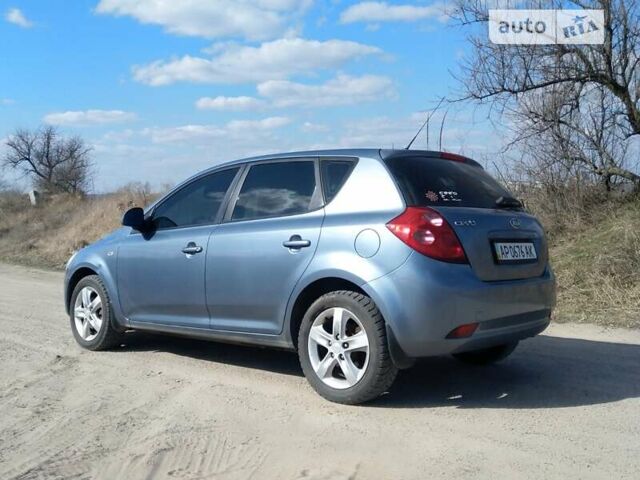 Синій Кіа Сід, об'ємом двигуна 2 л та пробігом 327 тис. км за 5500 $, фото 4 на Automoto.ua