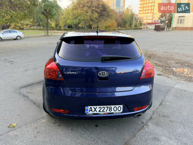 Киа Сид 2008 в Харькове на Automoto.ua Синий Киа Сид, объемом двигателя 1.6 л и пробегом 285 тыс. км за 5200 $, фото 4 на Automoto.ua
