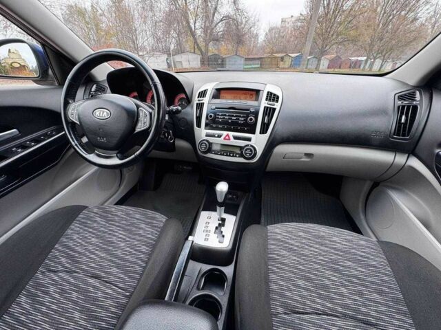 Синій Кіа Сід, об'ємом двигуна 1.6 л та пробігом 117 тис. км за 6500 $, фото 11 на Automoto.ua