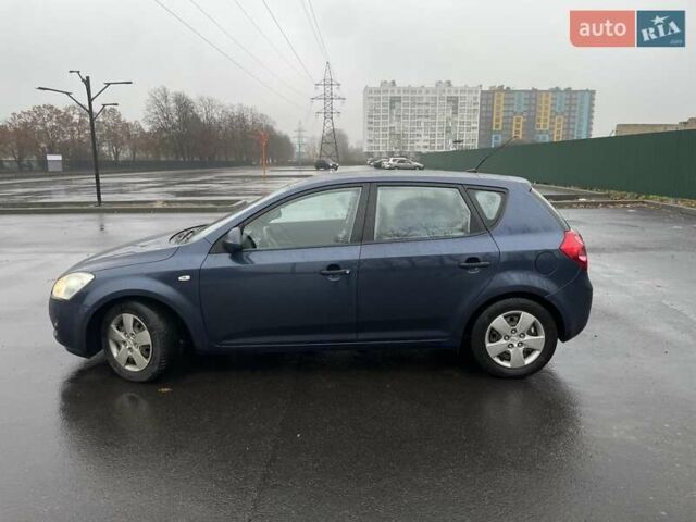 Синій Кіа Сід, об'ємом двигуна 1.6 л та пробігом 225 тис. км за 4999 $, фото 1 на Automoto.ua