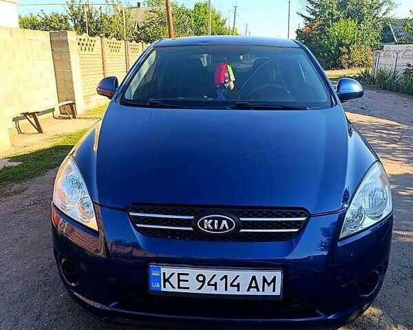 Синий Киа Сид, объемом двигателя 1.4 л и пробегом 230 тыс. км за 5500 $, фото 5 на Automoto.ua