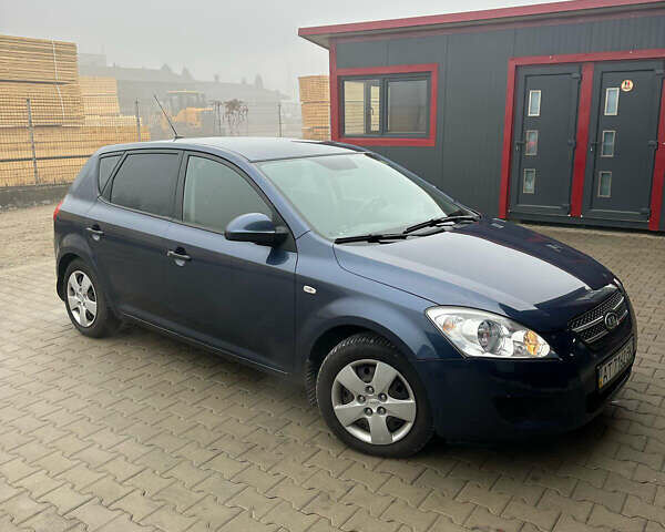 Синий Киа Сид, объемом двигателя 1.4 л и пробегом 144 тыс. км за 5100 $, фото 7 на Automoto.ua