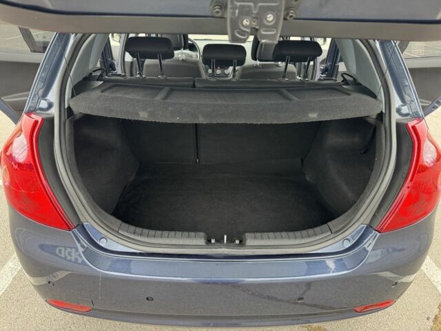 Синий Киа Сид, объемом двигателя 1.6 л и пробегом 242 тыс. км за 5800 $, фото 18 на Automoto.ua