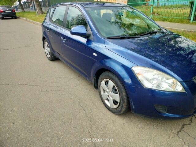 Кіа Сід 2008 у Києві на Automoto.ua Синій Кіа Сід, об'ємом двигуна 1.4 л та пробігом 74 тис. км за 6176 $, фото 1 на Automoto.ua