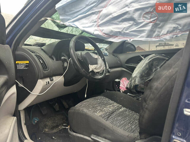 Киа Сид 2008 в Киеве на Automoto.ua Синий Киа Сид, объемом двигателя 2 л и пробегом 220 тыс. км за 1650 $, фото 7 на Automoto.ua