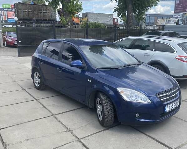 Синій Кіа Сід, об'ємом двигуна 1.59 л та пробігом 250 тис. км за 4500 $, фото 5 на Automoto.ua