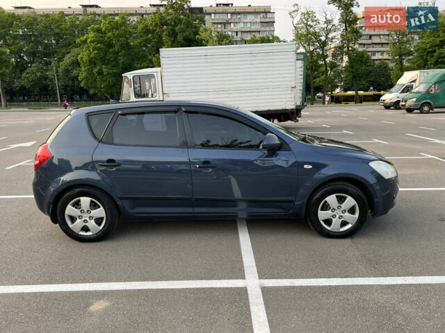 Синий Киа Сид, объемом двигателя 1.6 л и пробегом 380 тыс. км за 5000 $, фото 1 на Automoto.ua