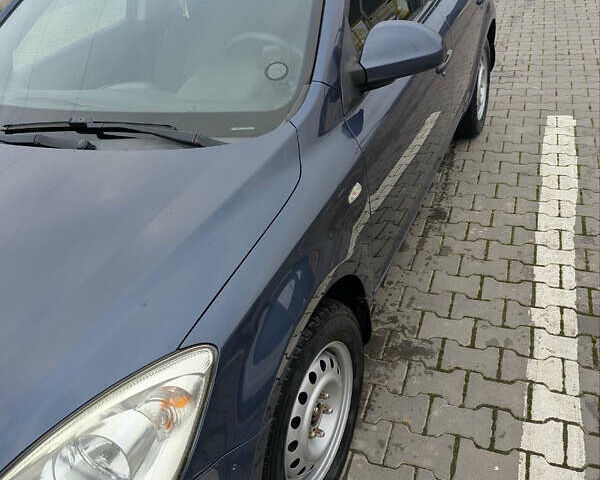 Синий Киа Сид, объемом двигателя 1.59 л и пробегом 145 тыс. км за 5500 $, фото 11 на Automoto.ua