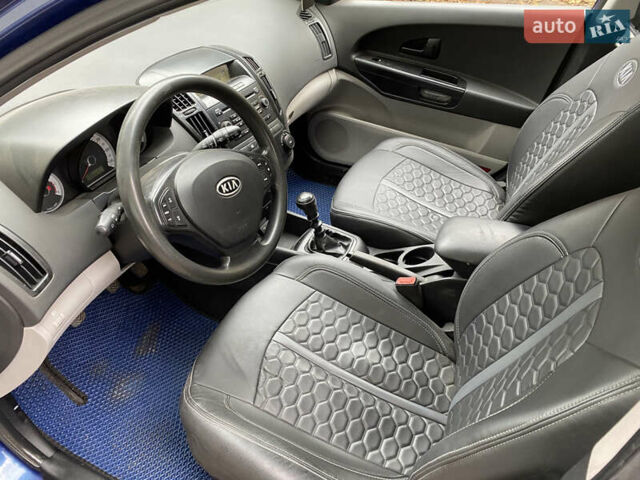 Синий Киа Сид, объемом двигателя 1.59 л и пробегом 174 тыс. км за 4750 $, фото 15 на Automoto.ua