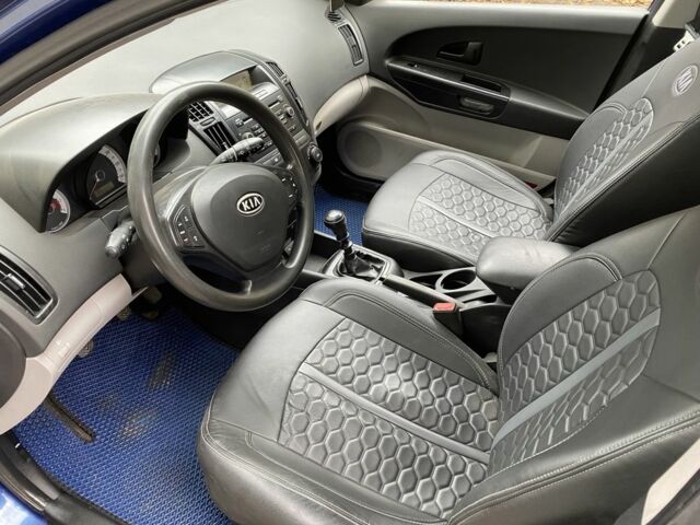Синий Киа Сид, объемом двигателя 1.6 л и пробегом 174 тыс. км за 4750 $, фото 15 на Automoto.ua