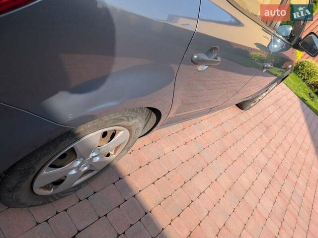 Синий Киа Сид, объемом двигателя 1.4 л и пробегом 200 тыс. км за 5500 $, фото 22 на Automoto.ua