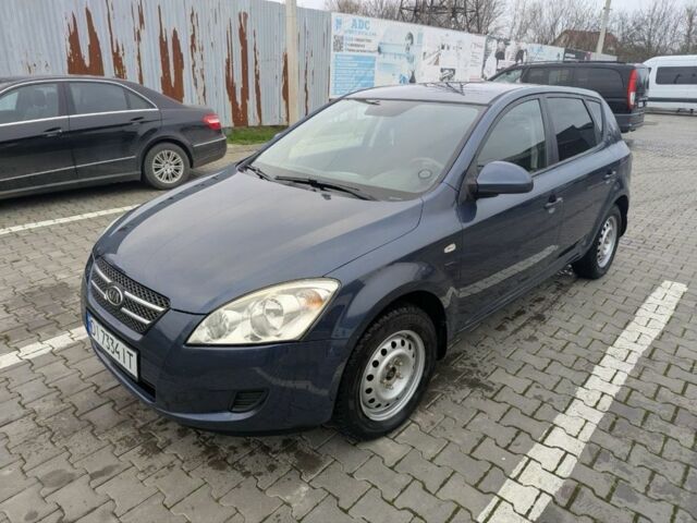 Синий Киа Сид, объемом двигателя 1.6 л и пробегом 145 тыс. км за 5500 $, фото 9 на Automoto.ua