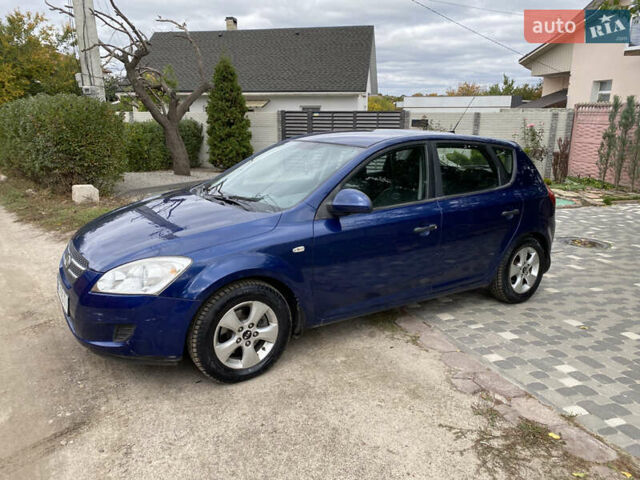 Синий Киа Сид, объемом двигателя 1.59 л и пробегом 174 тыс. км за 4750 $, фото 8 на Automoto.ua