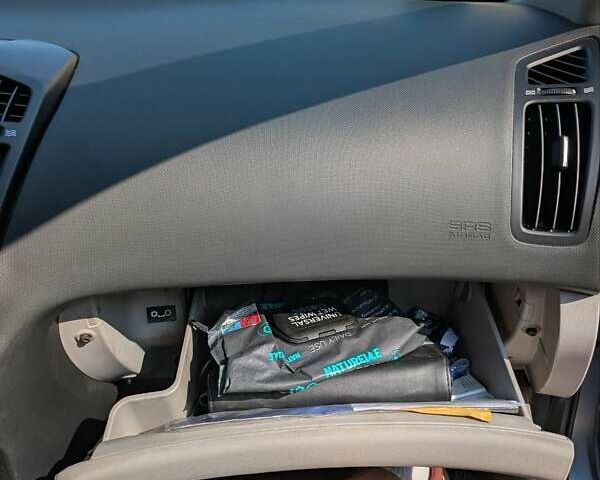 Синий Киа Сид, объемом двигателя 1.4 л и пробегом 200 тыс. км за 5500 $, фото 25 на Automoto.ua