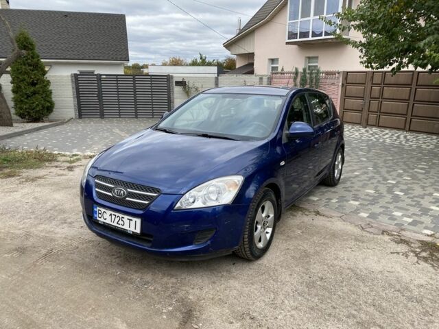 Синий Киа Сид, объемом двигателя 1.6 л и пробегом 174 тыс. км за 4750 $, фото 7 на Automoto.ua
