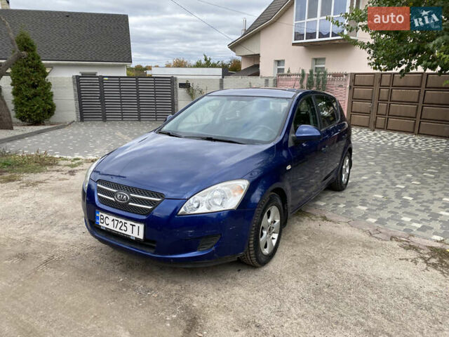 Синий Киа Сид, объемом двигателя 1.59 л и пробегом 174 тыс. км за 4750 $, фото 7 на Automoto.ua