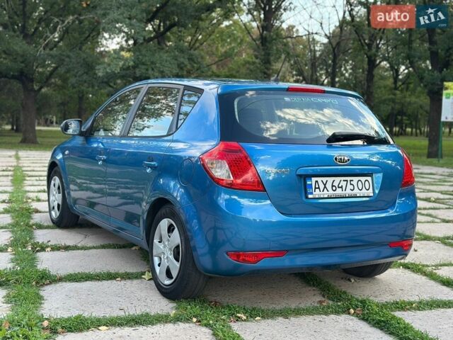 Синій Кіа Сід, об'ємом двигуна 1.6 л та пробігом 152 тис. км за 6200 $, фото 12 на Automoto.ua