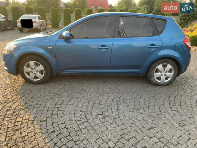 Синій Кіа Сід, об'ємом двигуна 1.4 л та пробігом 249 тис. км за 7200 $, фото 4 на Automoto.ua