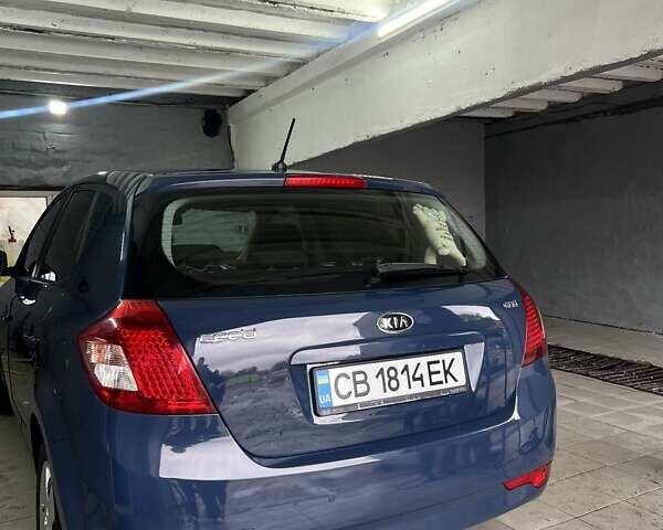 Синий Киа Сид, объемом двигателя 1.6 л и пробегом 256 тыс. км за 6400 $, фото 1 на Automoto.ua