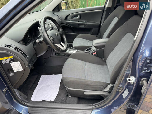 Синий Киа Сид, объемом двигателя 1.59 л и пробегом 153 тыс. км за 9500 $, фото 17 на Automoto.ua