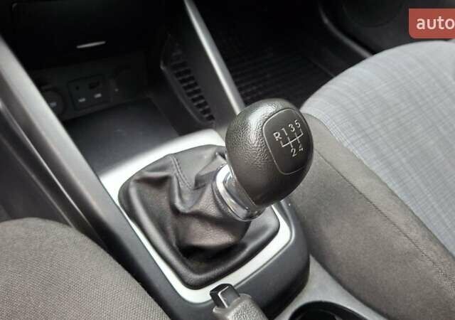 Синий Киа Сид, объемом двигателя 1.4 л и пробегом 147 тыс. км за 5900 $, фото 17 на Automoto.ua