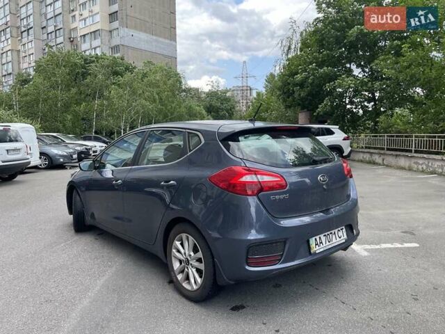 Синий Киа Сид, объемом двигателя 1.59 л и пробегом 35 тыс. км за 14000 $, фото 3 на Automoto.ua