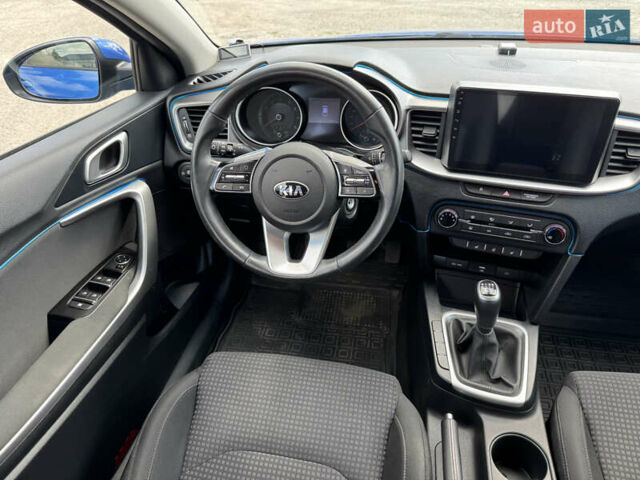 Синий Киа Сид, объемом двигателя 1.59 л и пробегом 77 тыс. км за 16000 $, фото 14 на Automoto.ua