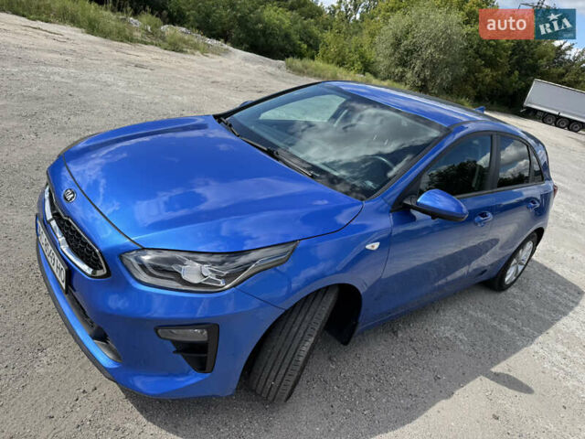 Синий Киа Сид, объемом двигателя 1.59 л и пробегом 77 тыс. км за 16000 $, фото 11 на Automoto.ua