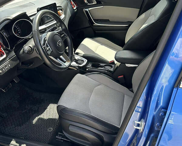 Синий Киа Сид, объемом двигателя 1.59 л и пробегом 67 тыс. км за 15600 $, фото 9 на Automoto.ua