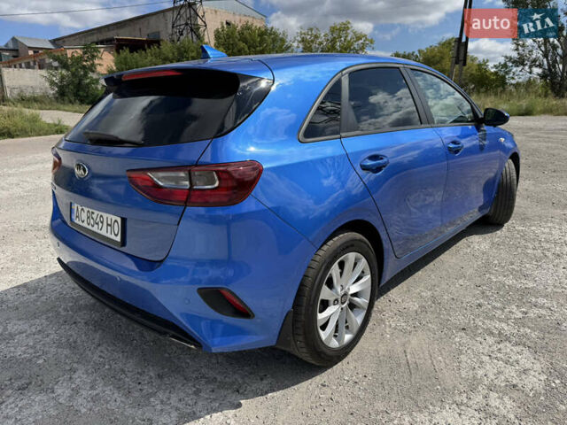 Синий Киа Сид, объемом двигателя 1.59 л и пробегом 77 тыс. км за 16000 $, фото 7 на Automoto.ua