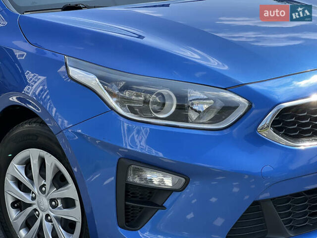Синий Киа Сид, объемом двигателя 1.4 л и пробегом 171 тыс. км за 13300 $, фото 12 на Automoto.ua